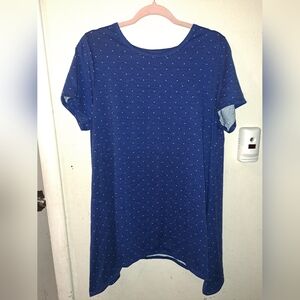 L Blue Polka Dot Lularoe Melissa Top